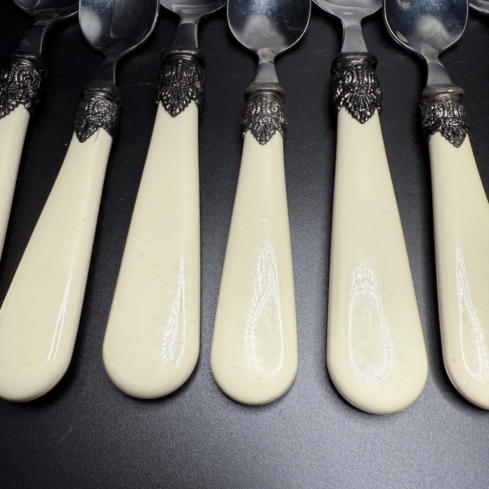Set‎ of 12 Ornate Cream Handle Silver Metal Spoons